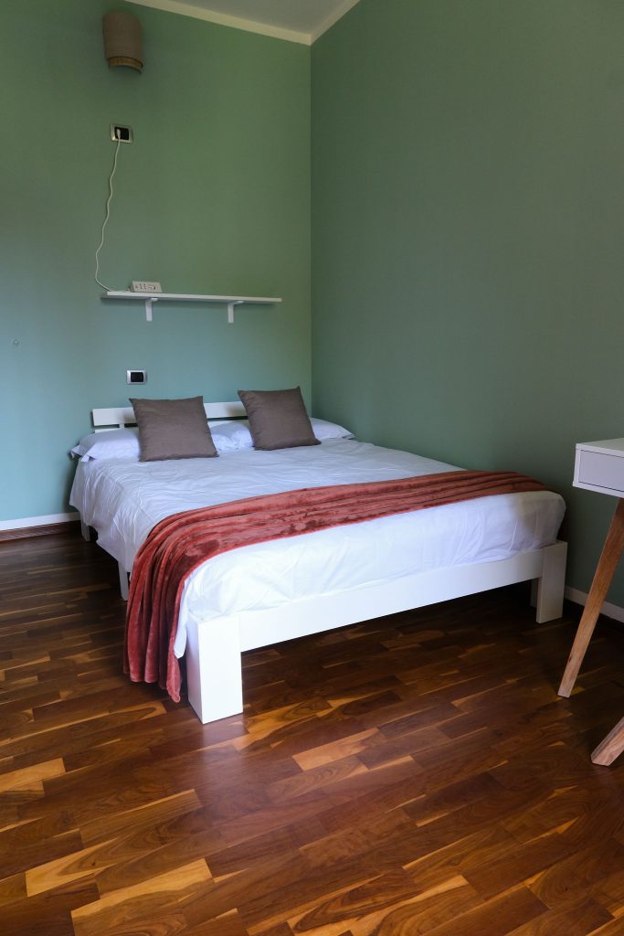 PHOTO-2025-04-09-21-21-23